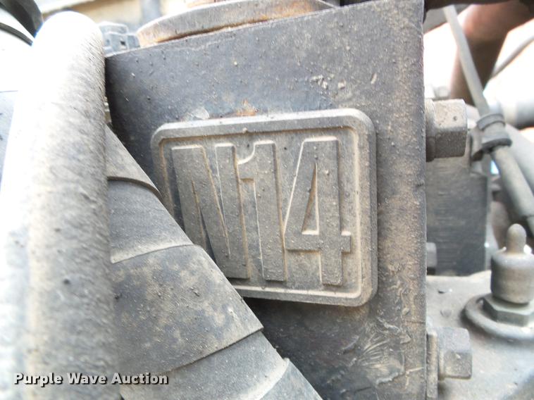 image for item DC5248 1992 International 9400 semi truck