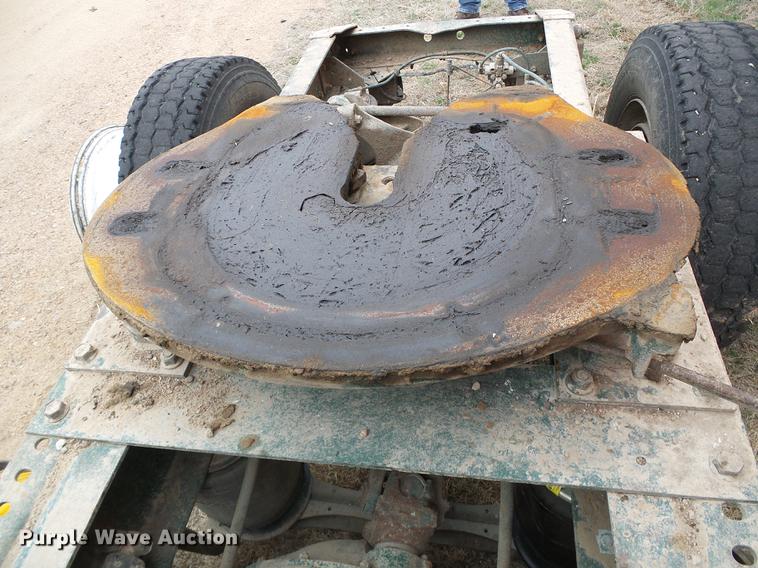 image for item DC5248 1992 International 9400 semi truck