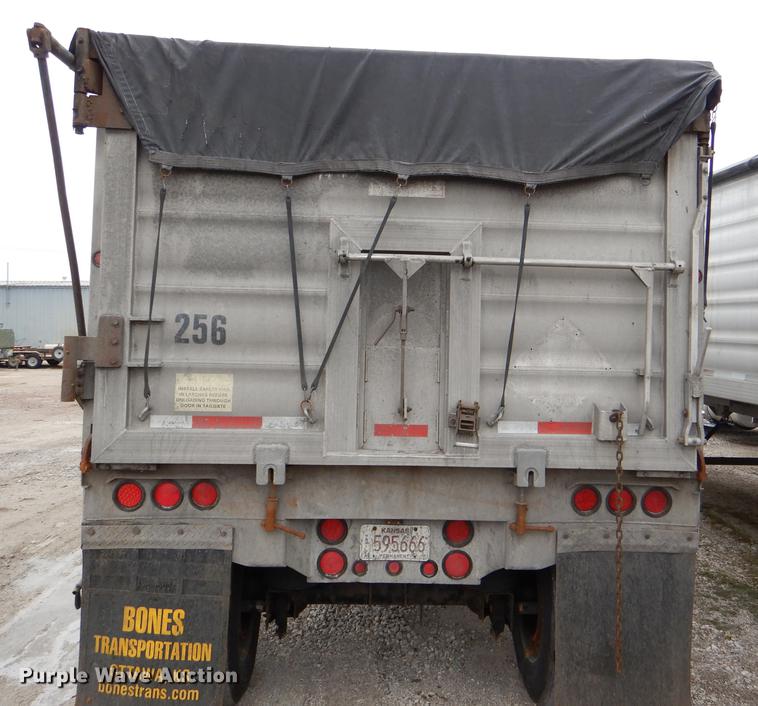 image for item DE0138 2006 Travis T102 end dump trailer