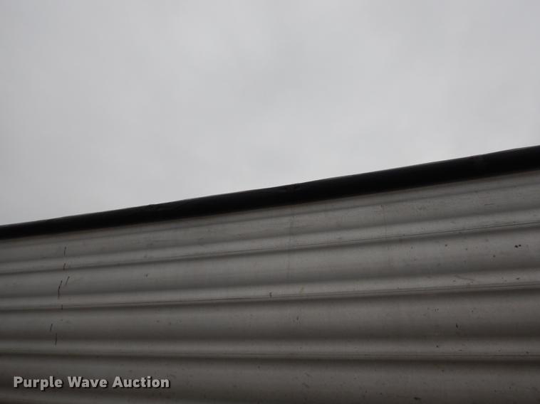 image for item DE0138 2006 Travis T102 end dump trailer