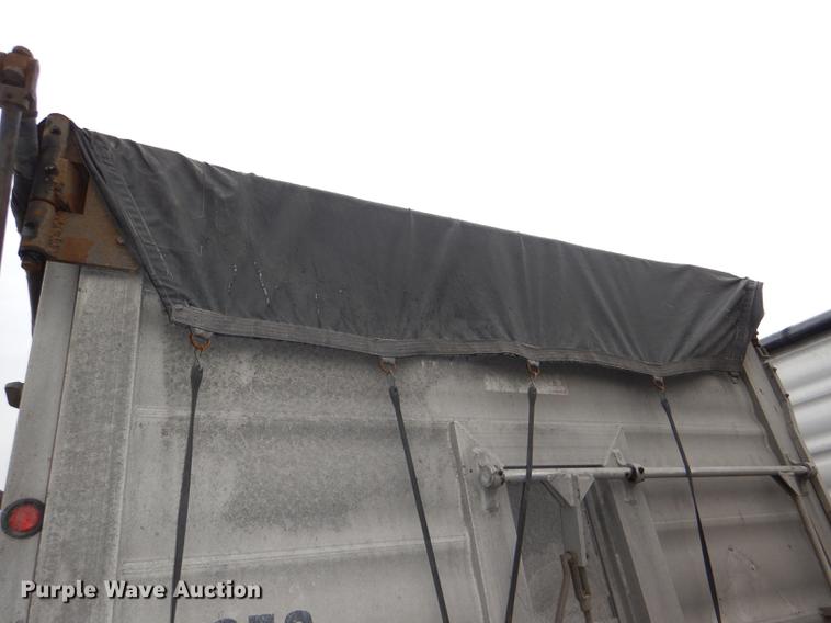 image for item DE0138 2006 Travis T102 end dump trailer