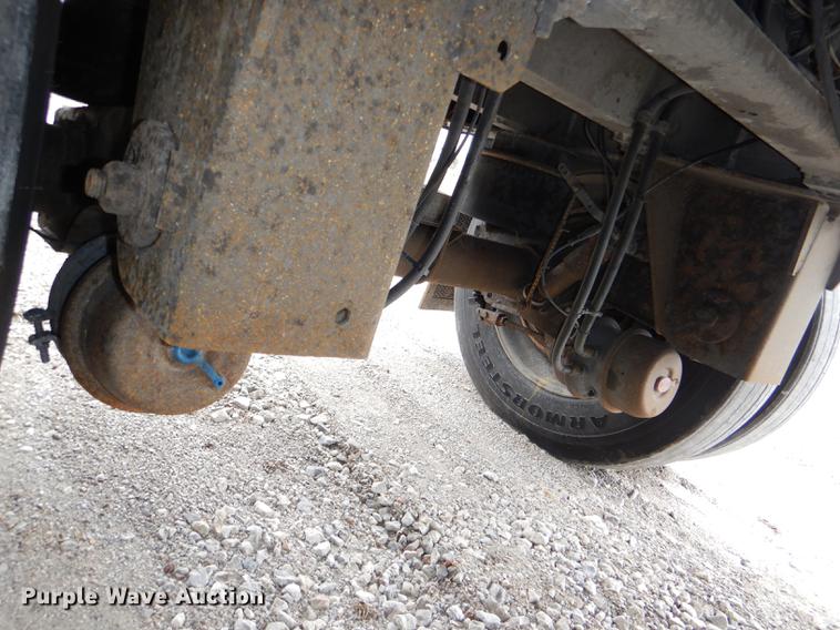 image for item DE0138 2006 Travis T102 end dump trailer