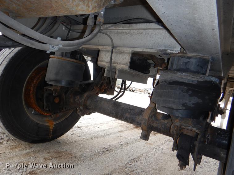 image for item DE0138 2006 Travis T102 end dump trailer