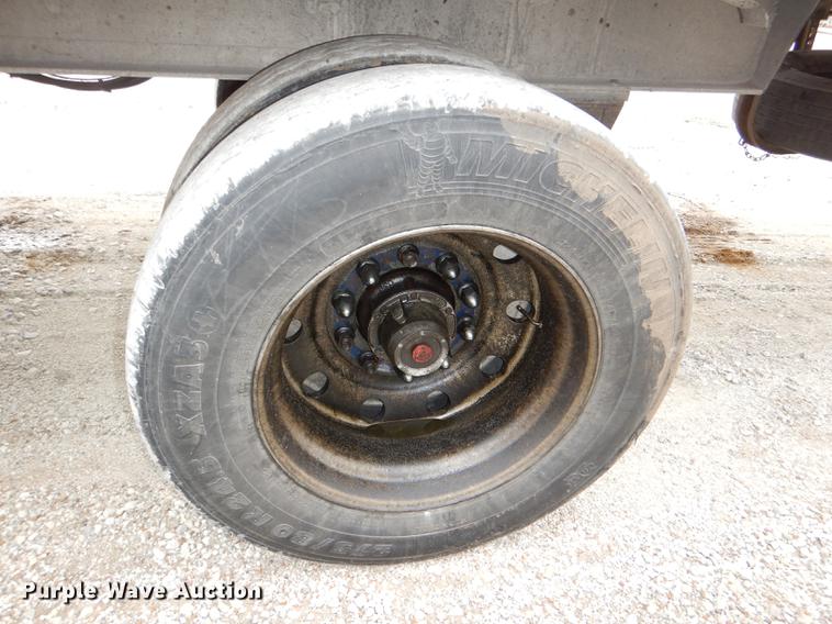 image for item DE0138 2006 Travis T102 end dump trailer