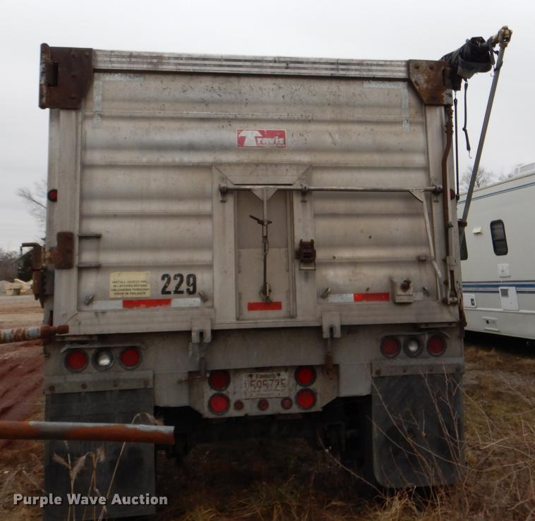 image for item DE0140 2006 Travis T102 end dump trailer