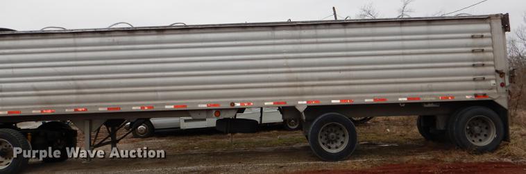 image for item DE0140 2006 Travis T102 end dump trailer