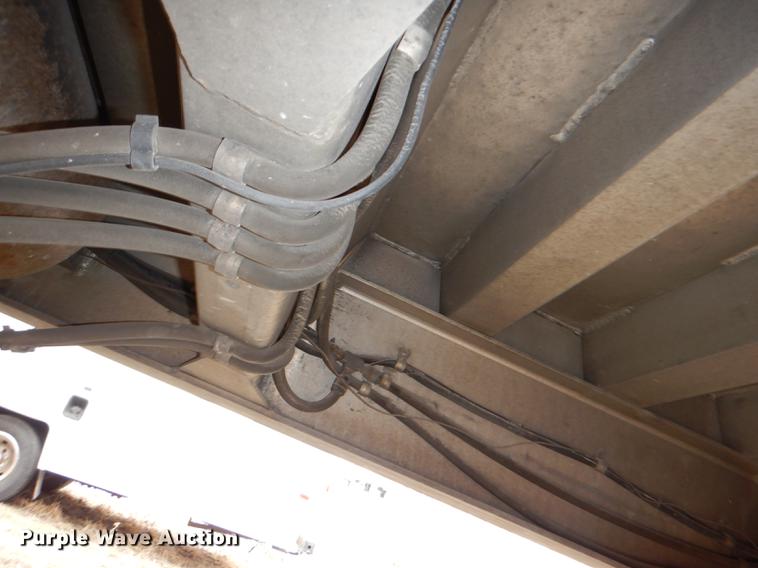 image for item DE0140 2006 Travis T102 end dump trailer