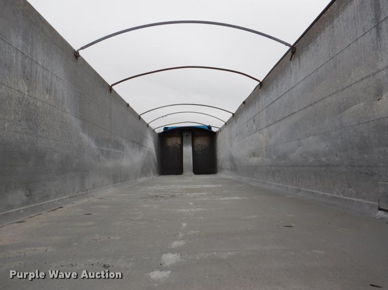 image for item DE0140 2006 Travis T102 end dump trailer