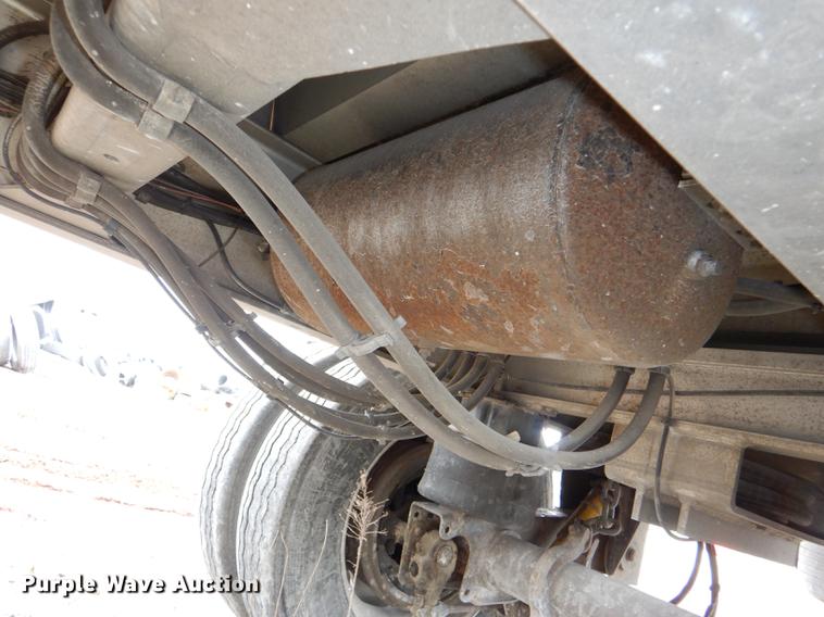 image for item DE0140 2006 Travis T102 end dump trailer