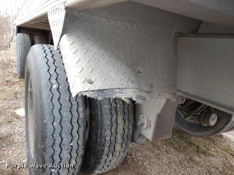 image for item DE0140 2006 Travis T102 end dump trailer