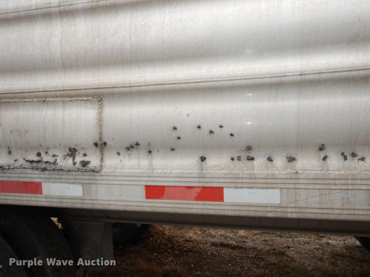 image for item DE0140 2006 Travis T102 end dump trailer