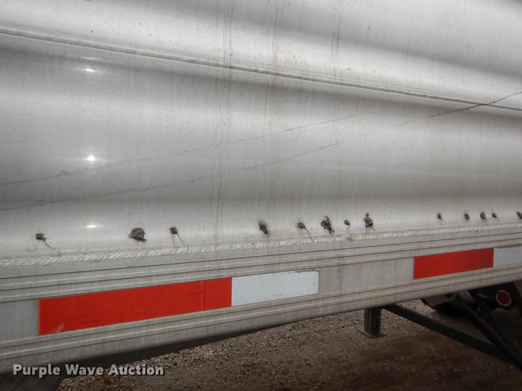 image for item DE0140 2006 Travis T102 end dump trailer