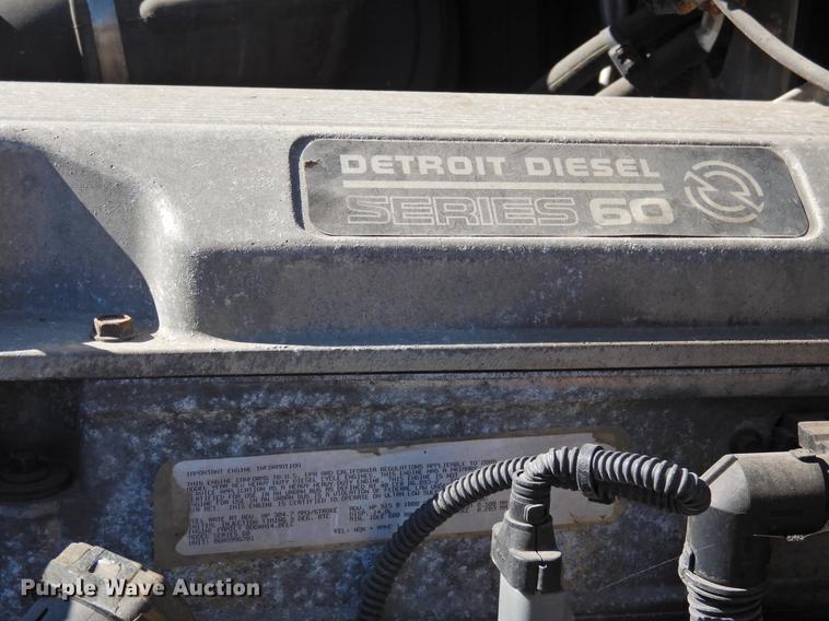 image for item DF2547 2009 Freightliner CL120 semi truck