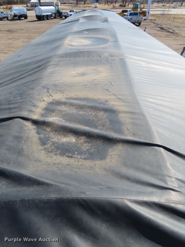 image for item DF7678 2005 Timpte double hopper bottom grain trailer