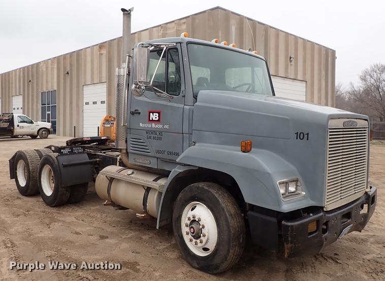 image for item DF8856 1991 Freightliner FLC semi truck