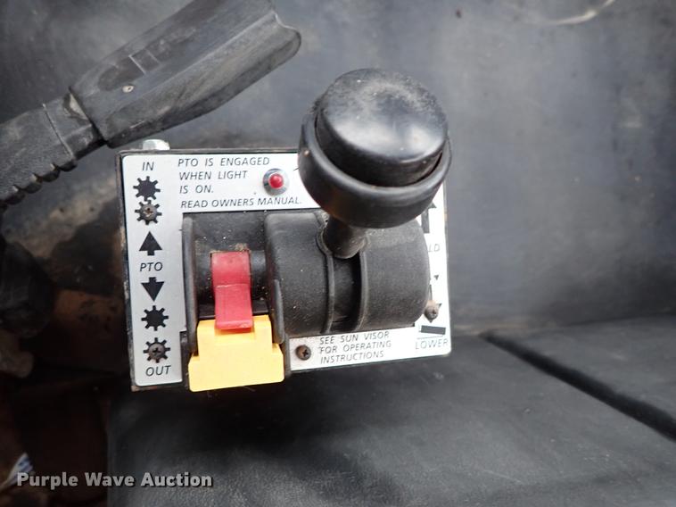 image for item DF8856 1991 Freightliner FLC semi truck