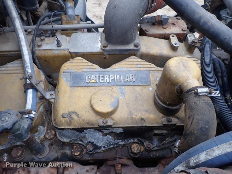 image for item DF8856 1991 Freightliner FLC semi truck