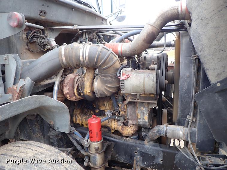 image for item DF8856 1991 Freightliner FLC semi truck