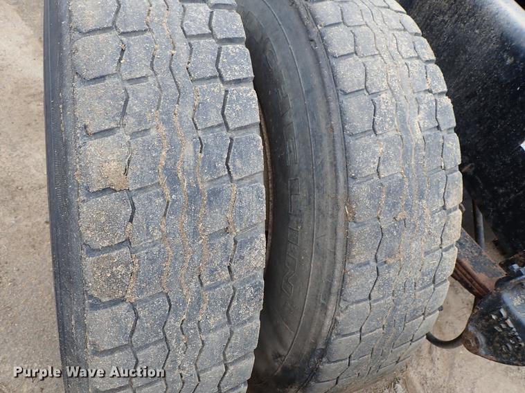 image for item DF8856 1991 Freightliner FLC semi truck