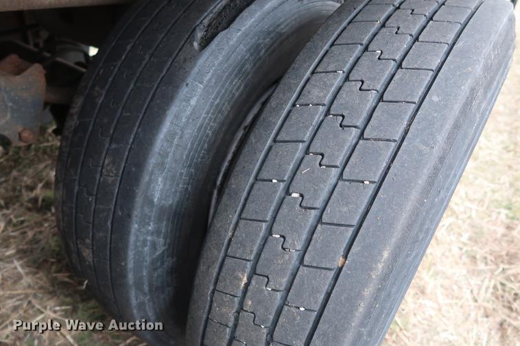 image for item DG3391 1998 Kidron 42RTPUIASW102-SP refrigerated van trailer