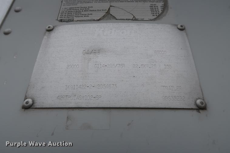 image for item DG3391 1998 Kidron 42RTPUIASW102-SP refrigerated van trailer