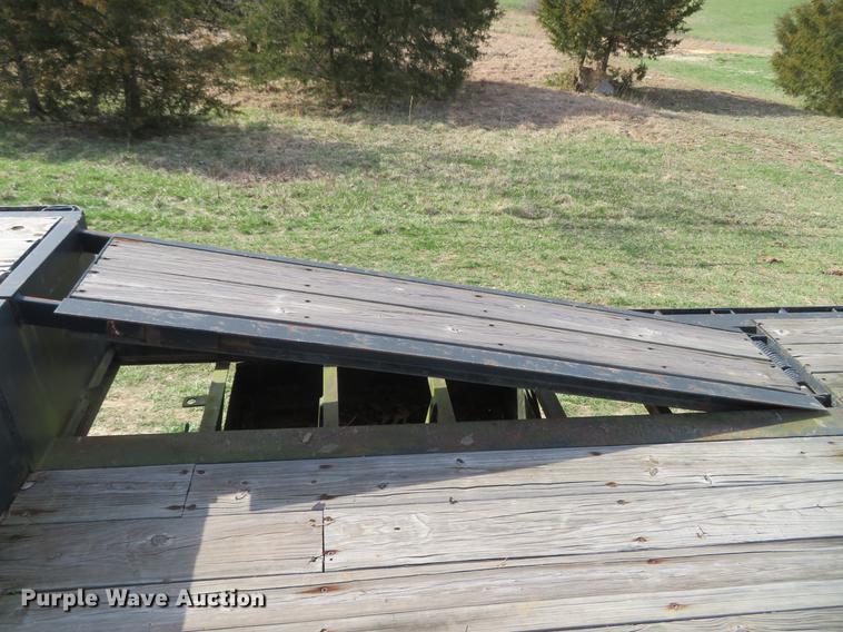 image for item DG3942 2001 Tarasport drop deck equipment trailer