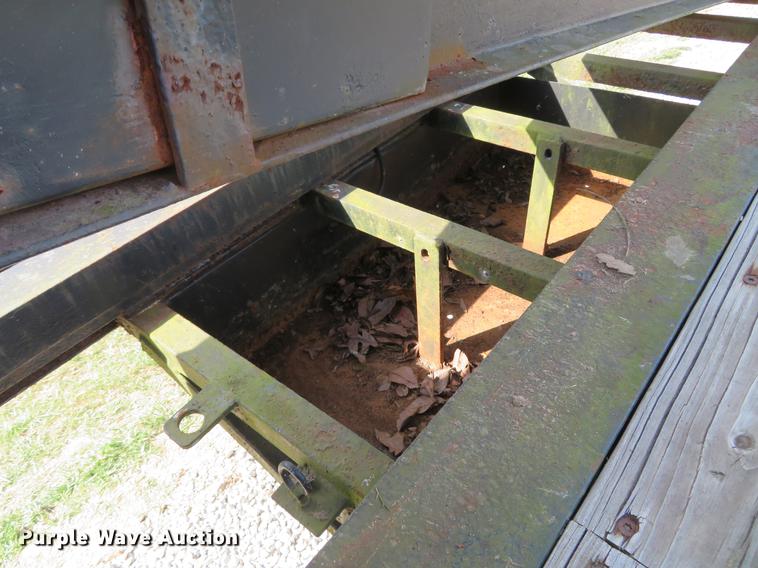 image for item DG3942 2001 Tarasport drop deck equipment trailer