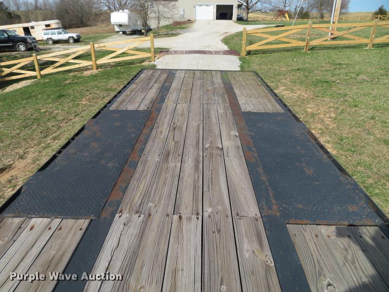 image for item DG3942 2001 Tarasport drop deck equipment trailer