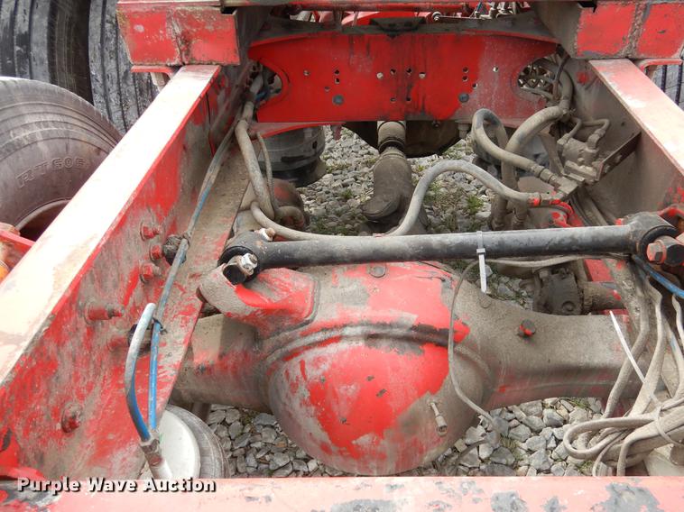 image for item DK9811 1999 Freightliner FLD120 semi truck