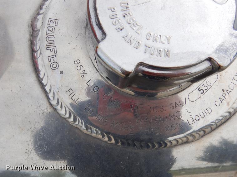 image for item DK9811 1999 Freightliner FLD120 semi truck