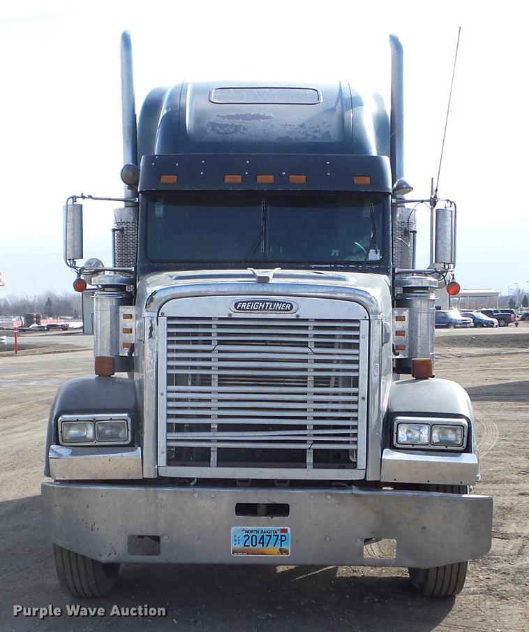 image for item EJ9048 1997 Freightliner Classic XL semi truck