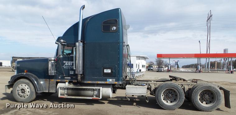 image for item EJ9048 1997 Freightliner Classic XL semi truck