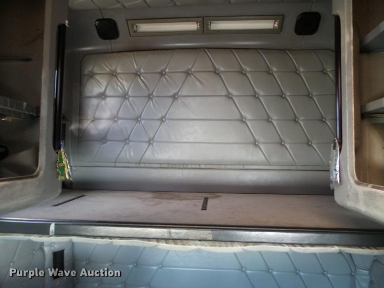 image for item EJ9048 1997 Freightliner Classic XL semi truck