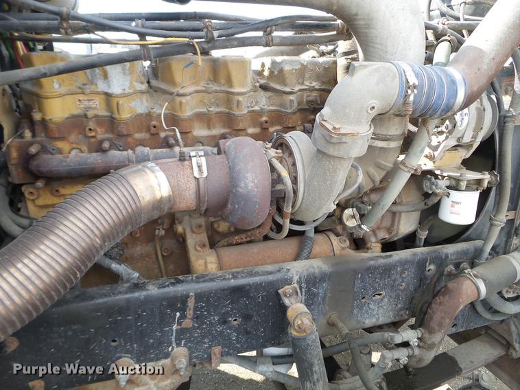 image for item EJ9048 1997 Freightliner Classic XL semi truck