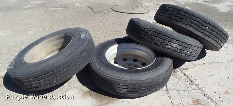 image for item EM9142 (4) 11R24.5 re-capped tires and wheels