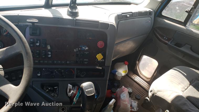 image for item EN9876 2004 Freightliner Century Class ST120 semi truck