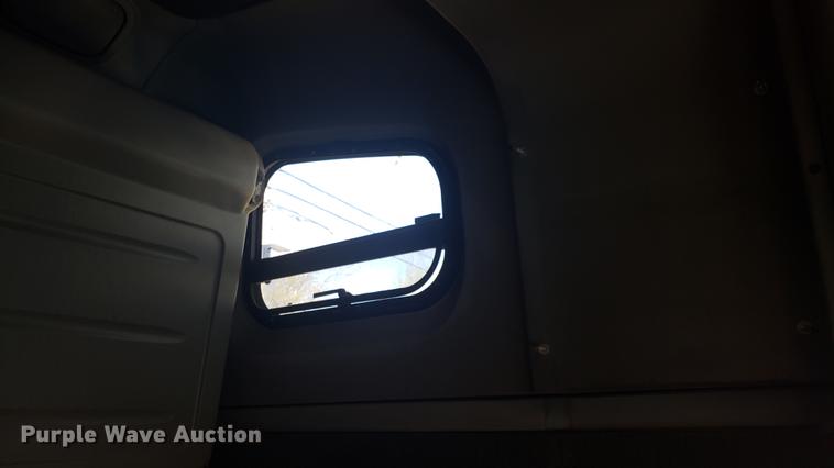 image for item EN9876 2004 Freightliner Century Class ST120 semi truck