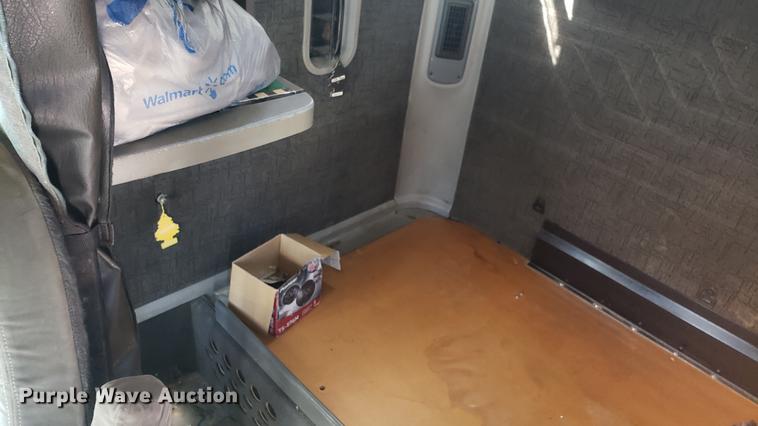 image for item EN9876 2004 Freightliner Century Class ST120 semi truck