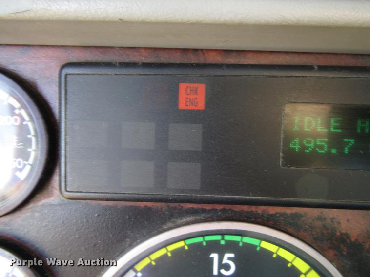 image for item FJ9636 1998 Freightliner Century Class semi truck