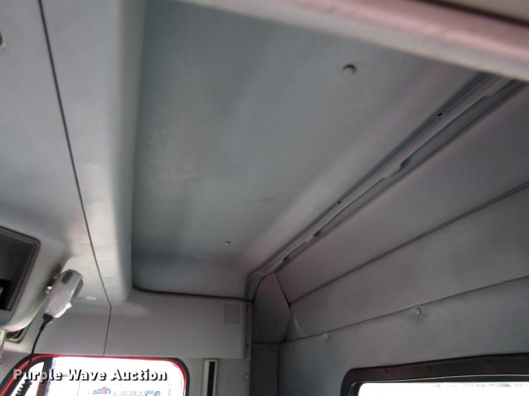 image for item FJ9636 1998 Freightliner Century Class semi truck