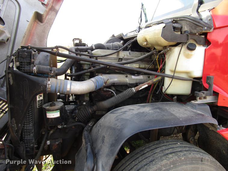 image for item FJ9636 1998 Freightliner Century Class semi truck