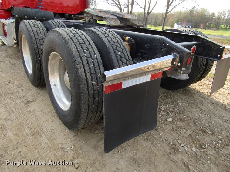 image for item FJ9636 1998 Freightliner Century Class semi truck