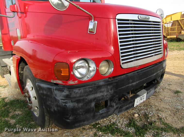 image for item FJ9636 1998 Freightliner Century Class semi truck