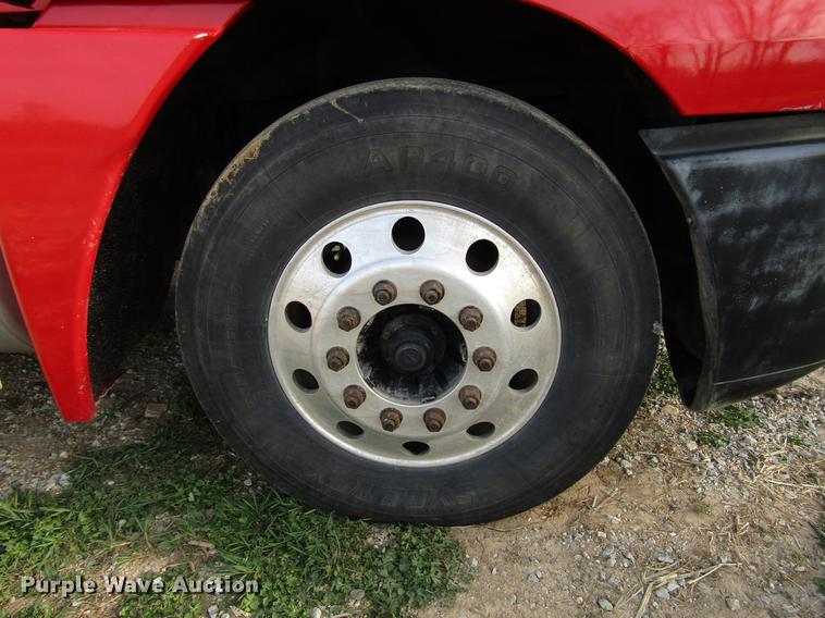 image for item FJ9636 1998 Freightliner Century Class semi truck