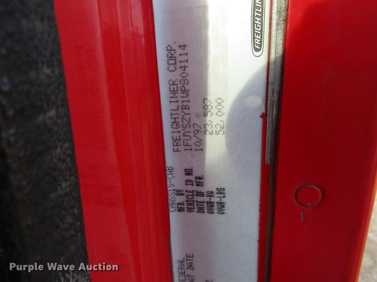 image for item FJ9636 1998 Freightliner Century Class semi truck