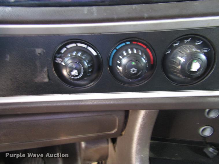 image for item FJ9646 2007 Kenworth W900 semi truck