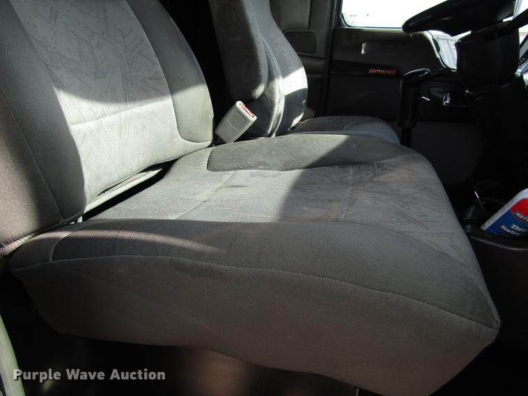 image for item FJ9646 2007 Kenworth W900 semi truck