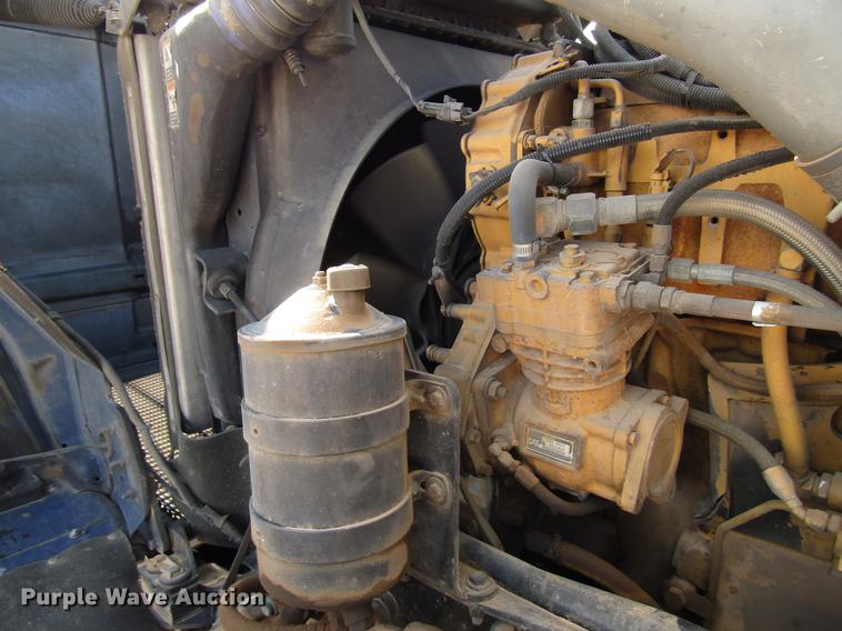 image for item FJ9646 2007 Kenworth W900 semi truck