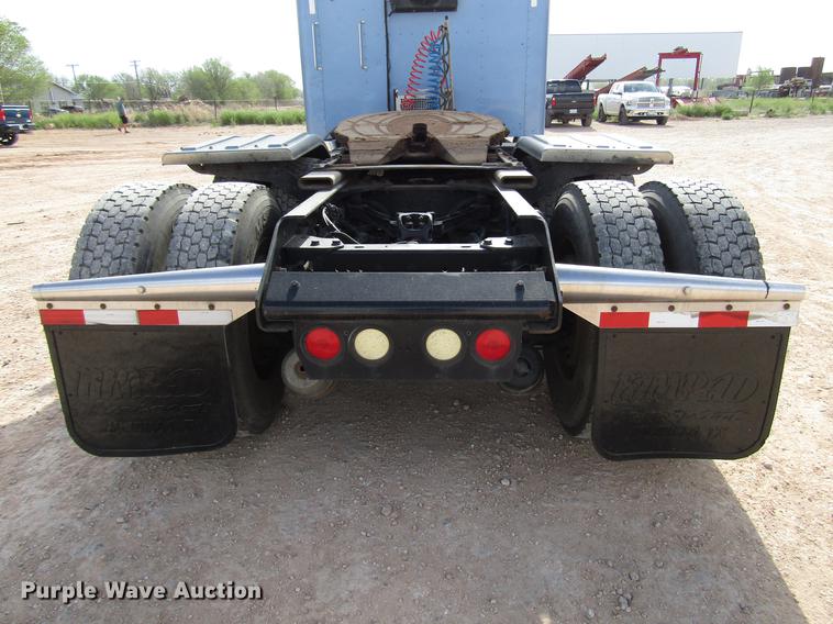 image for item FJ9646 2007 Kenworth W900 semi truck