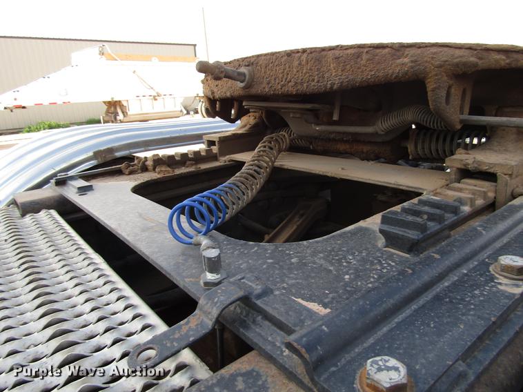 image for item FJ9646 2007 Kenworth W900 semi truck